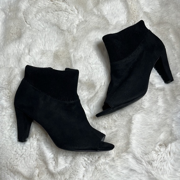 Mootsies Tootsies open toed ankle boots - Picture 14 of 16